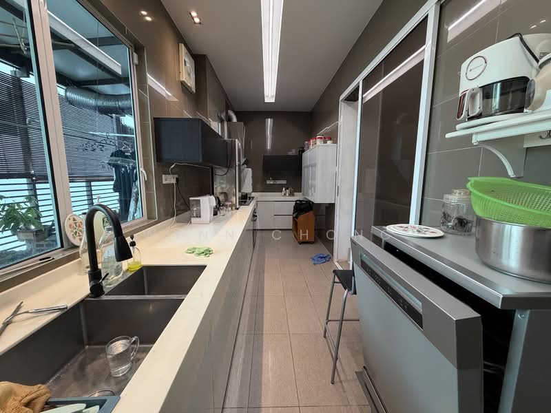 Sungai Long untuk Untuk Dijual - RM 3,380,000, Mac 2026 - Kitchen - PropertyGuru.com.my