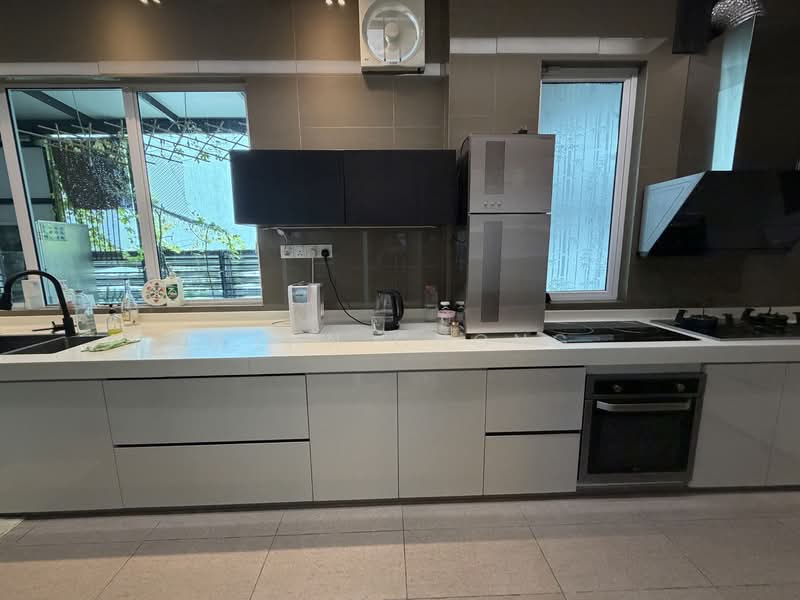 Sungai Long untuk Untuk Dijual - RM 3,380,000, Mac 2026 - Kitchen - PropertyGuru.com.my