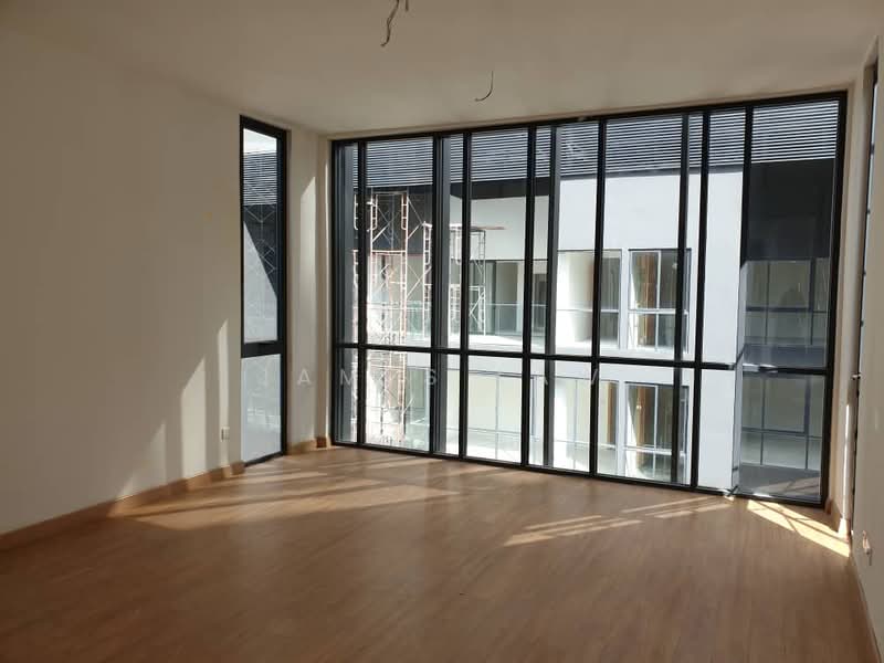 4-storey Terraced House for Sale in Damansara Perdana (Selangor) - James Law - PropertyGuru.com.my