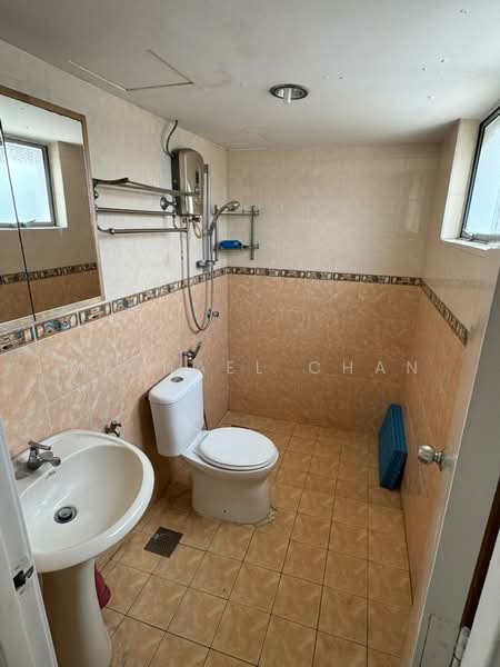 Vista Prima untuk Untuk Dijual - RM 299,000, Mac 2026 - Bathroom - PropertyGuru.com.my