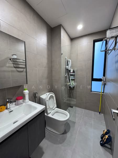 99 Residence untuk Untuk Disewa - RM 2,400 /bulan, Mac 2026 - Bathroom - PropertyGuru.com.my