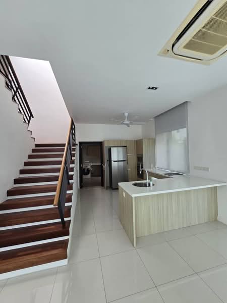 Bayou Creek @ Leisure Farm untuk Untuk Disewa - RM 8,200 /bulan, Mac 2026 - Kitchen - PropertyGuru.com.my