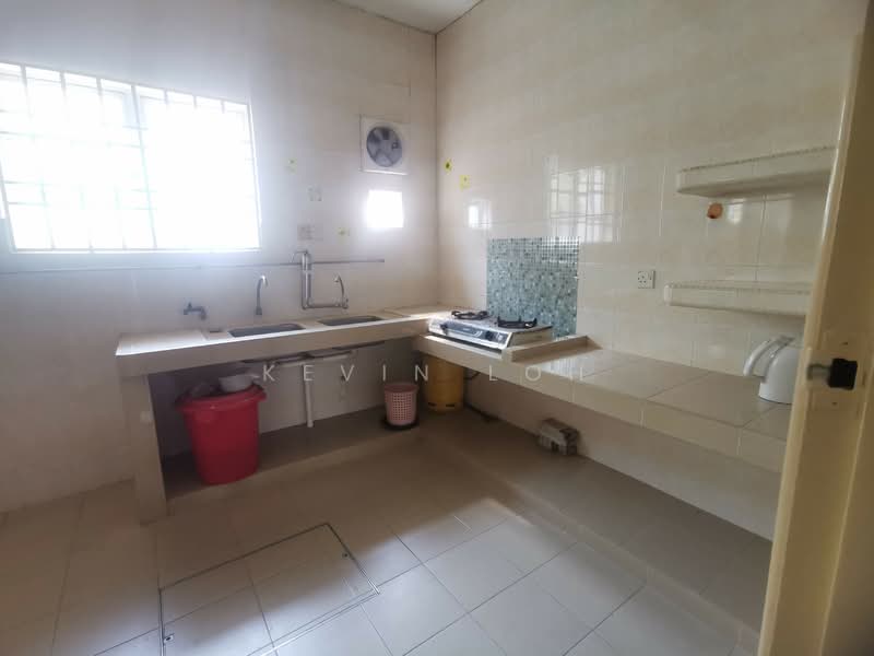 2-storey Terraced House for Sale in Bandar Bukit Tinggi 2 (Klang) - Kevin Loh - Kitchen - PropertyGuru.com.my