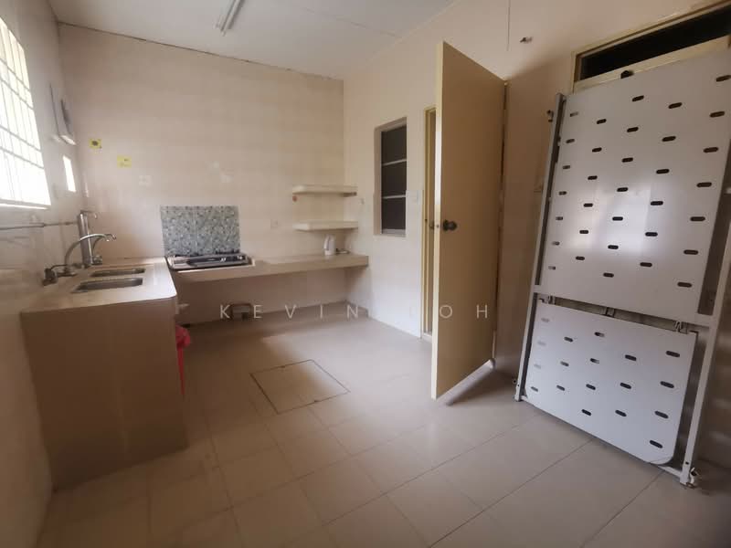 2-storey Terraced House for Sale in Bandar Bukit Tinggi 2 (Klang) - Kevin Loh - Kitchen - PropertyGuru.com.my