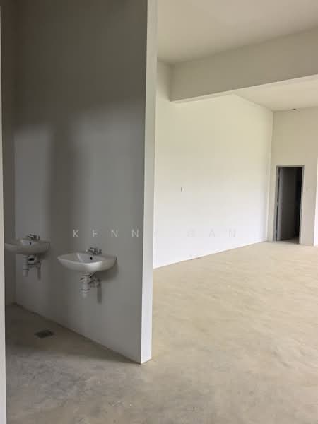 Shop / Office for Rent in Labu (Negeri Sembilan) - Kenny Gan - Interior - PropertyGuru.com.my