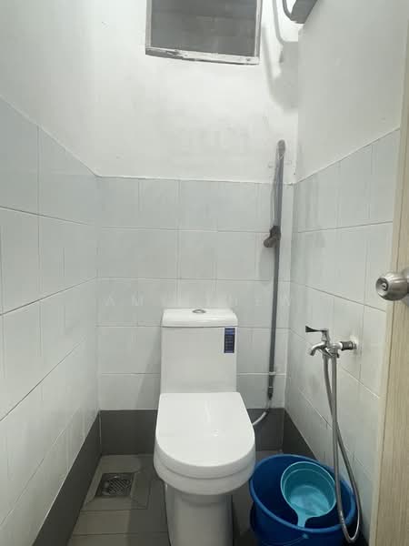 Terraced House for Rent in Bandar Kinrara Seksyen 1 (Bandar Kinrara) - Amy Thew - Bathroom - PropertyGuru.com.my
