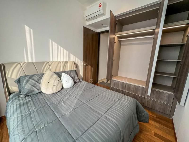 Servis Apartment untuk Disewa di Marriott Residence @ Gurney - Shing Lam - Bedroom - PropertyGuru.com.my