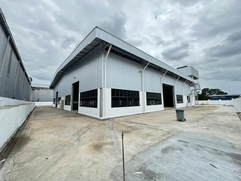 Factory for Rent in Kawasan Perindustrian Tampoi (Johor Bahru) - Shi Ting - Exterior - PropertyGuru.com.my