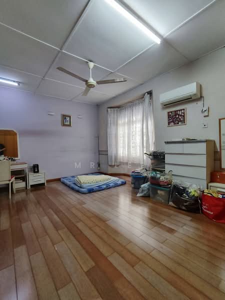 Anjung Bercham Utama untuk Untuk Dijual - RM 438,000, Mac 2026 - Bedroom - PropertyGuru.com.my