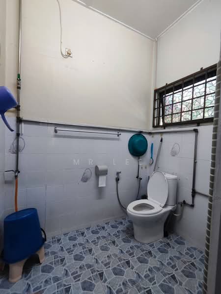 Anjung Bercham Utama untuk Untuk Dijual - RM 438,000, Mac 2026 - Bathroom - PropertyGuru.com.my