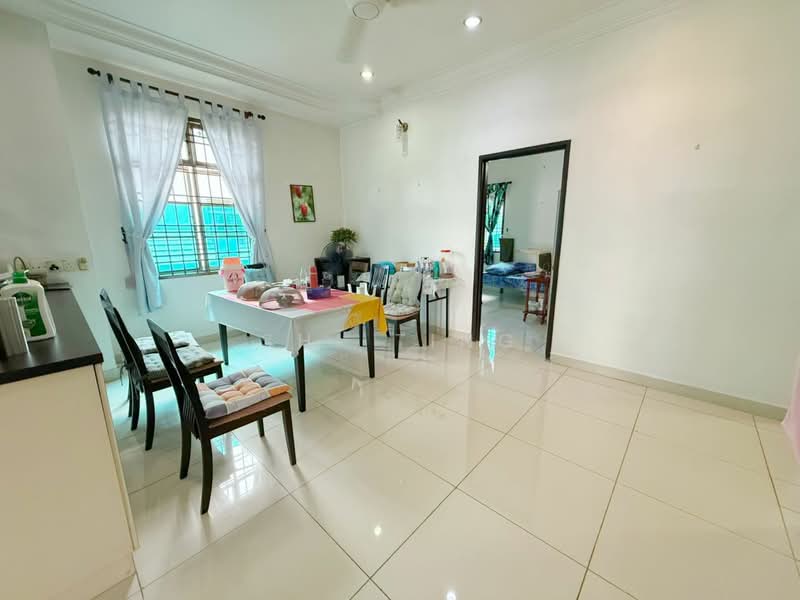 Desa Cemerlang untuk Untuk Dijual - RM 1,050,000, Mac 2026 - Dining Room - PropertyGuru.com.my