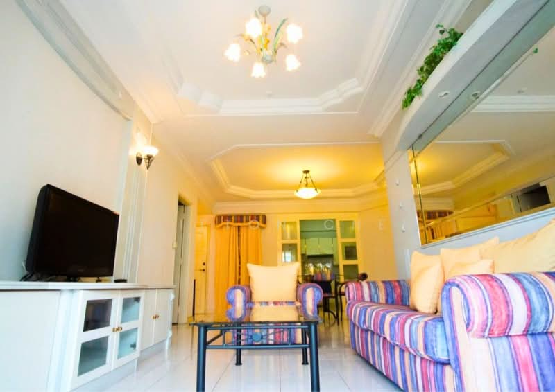 Gold Coast Resort Condominium untuk Untuk Disewa - RM 2,500 /bulan, Mac 2026 - Living Room - PropertyGuru.com.my