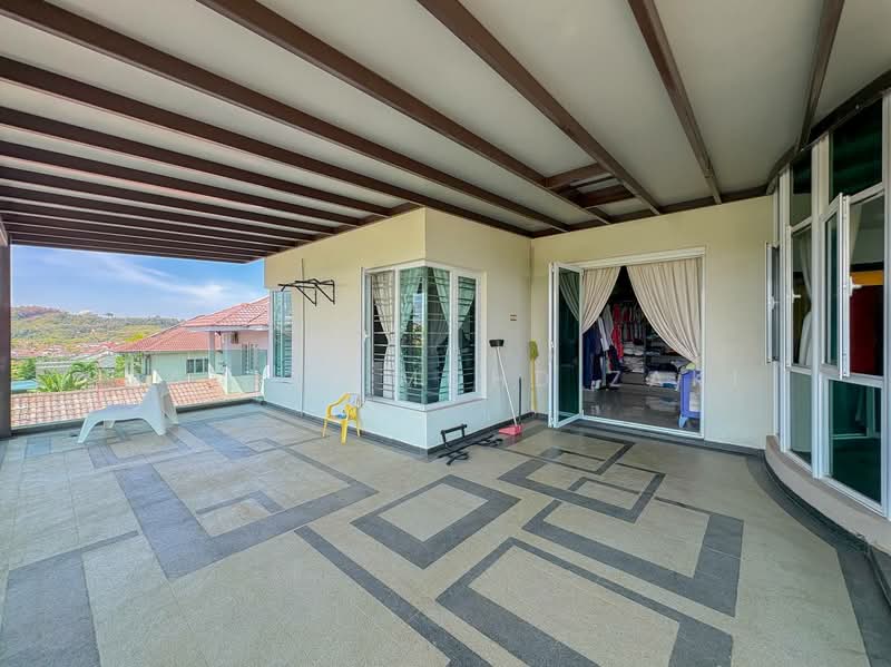 Bungalow for Sale in Taman Rasah Kemayan (Rasah) - Danial Mohd Zaki - Balcony - PropertyGuru.com.my