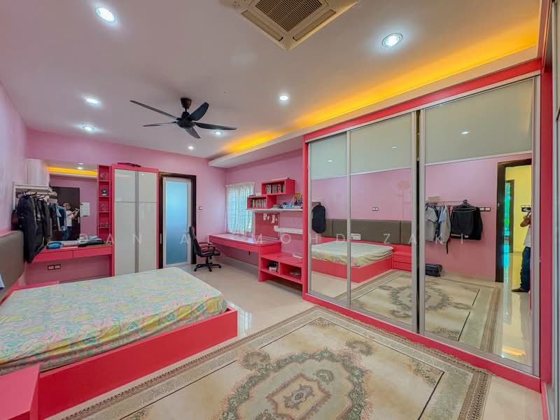 Bungalow for Sale in Seremban (Negeri Sembilan) - Danial Mohd Zaki - Bedroom - PropertyGuru.com.my
