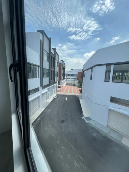 Shop / Office for Rent in Dengkil (Selangor) - Kenny Gan - Exterior - PropertyGuru.com.my