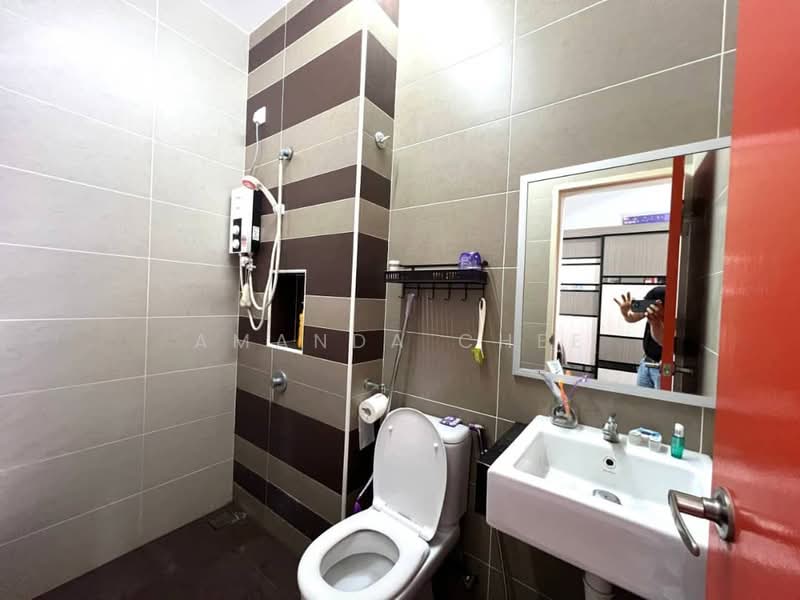 Terraced House for Sale in Johor Bahru (Johor) - Amanda Chee - Bathroom - PropertyGuru.com.my