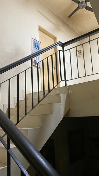 3-storey Terraced House for Sale in Taman D'Utama (Johor Bahru) - Liew Lih Yi - Interior - PropertyGuru.com.my