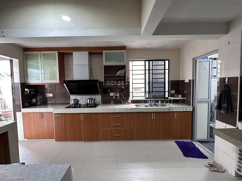 Semi-Detached House for Sale in Rawang (Selangor) - Vivian Lai - Kitchen - PropertyGuru.com.my