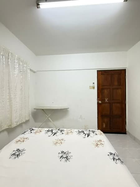 Pangsapuri untuk Disewa di Makmur Apartment - Yeong Khek Tan - Bedroom - PropertyGuru.com.my