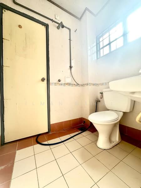 Suakasih untuk Untuk Dijual - RM 700,000, Mac 2026 - Bathroom - PropertyGuru.com.my