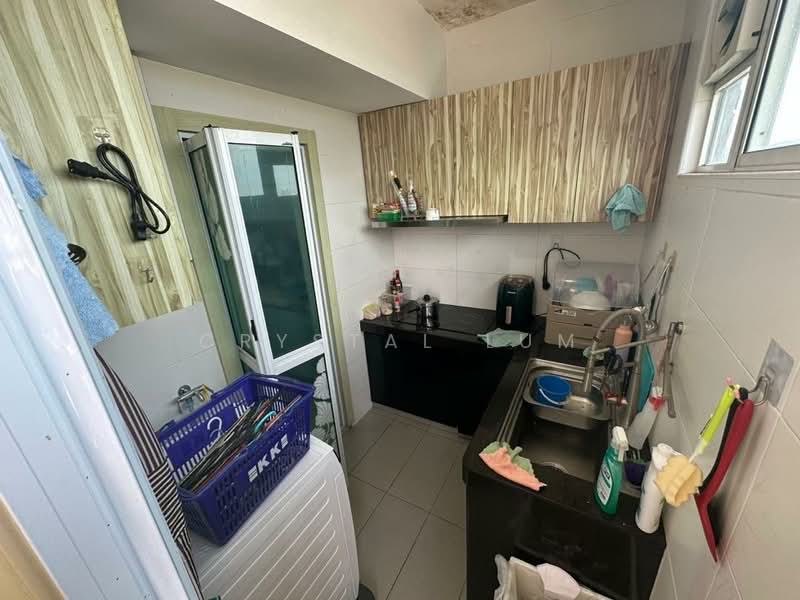 Condominium for Sale at First Residence (Residensi Unggul) - Crystal Lum - Kitchen - PropertyGuru.com.my