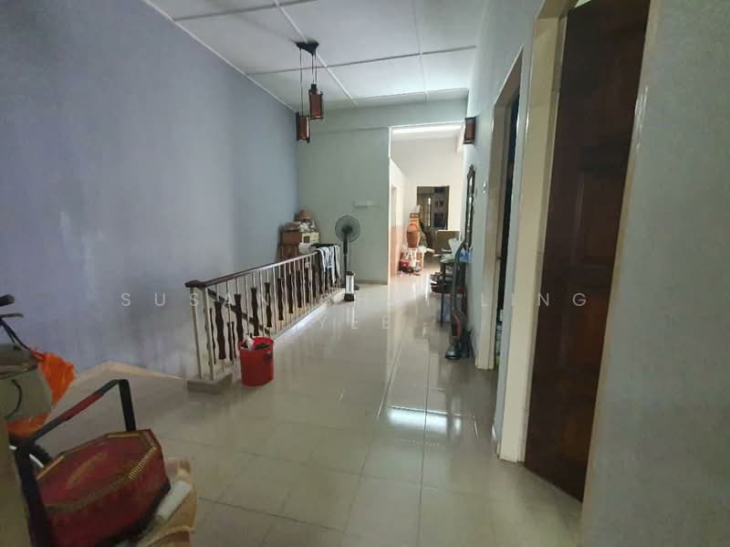 2-storey Terraced House for Sale in Taman Sinn (Melaka City) - Susan Chai Ling Yee - Corridor - PropertyGuru.com.my