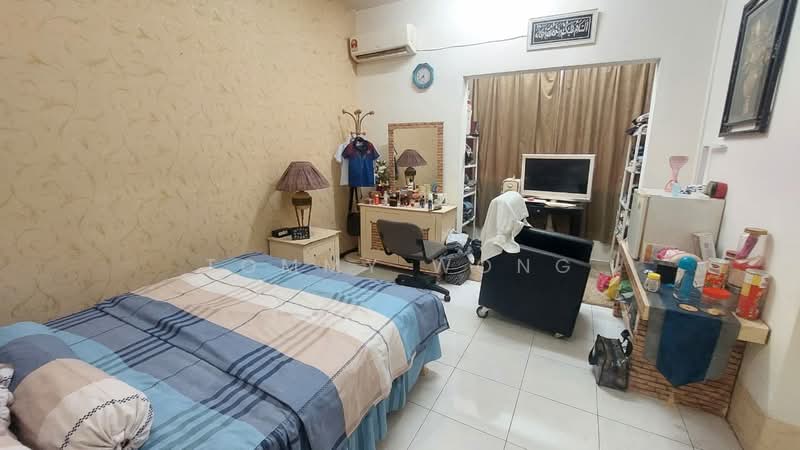 2-storey Terraced House for Sale in Batu 9 (Cheras) - Tommy Wong - Bedroom - PropertyGuru.com.my