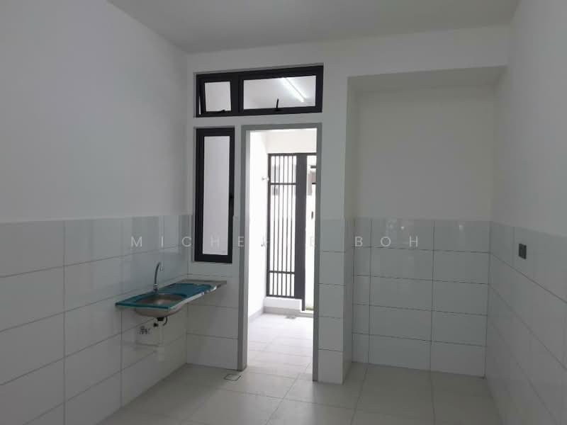 2-storey Terraced House for Sale in Shah Alam (Selangor) - Michelle Boh - Kitchen - PropertyGuru.com.my