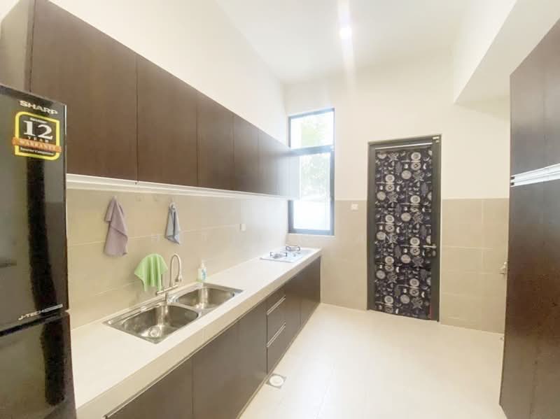 3-storey Terraced House for Sale in Ampang (Selangor) - Hetha Chan - Kitchen - PropertyGuru.com.my