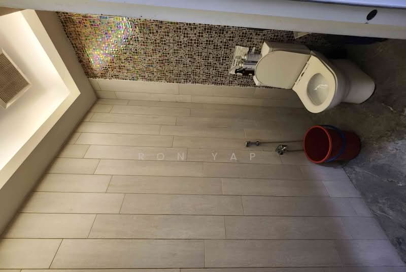 Commercial Semi-D for Sale in Taman Industri Sungai Buloh (Sungai Buloh) - Ron Yap - Bathroom - PropertyGuru.com.my