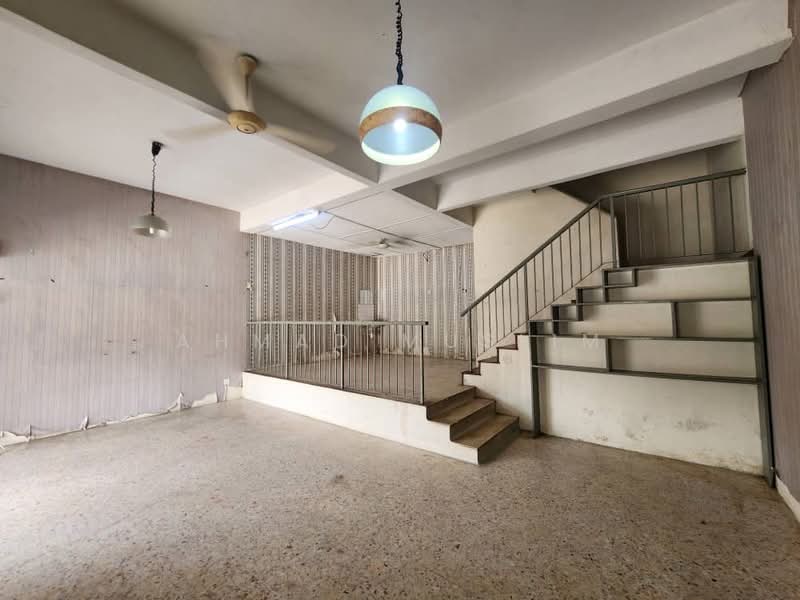 2-storey Terraced House for Sale in Seksyen 11 (Shah Alam) - Ahmad Muslim - PropertyGuru.com.my