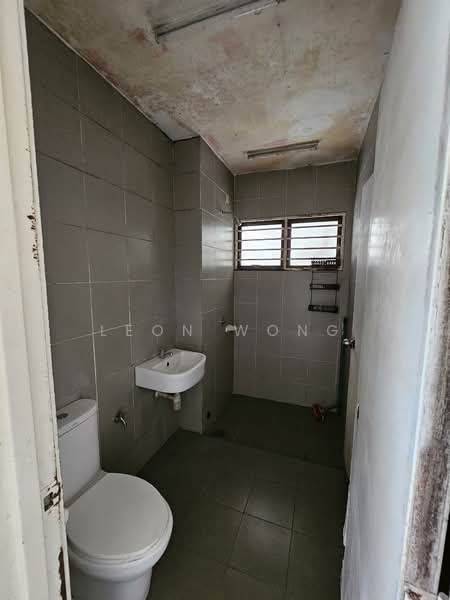 M Residence 2 untuk Untuk Dijual - RM 419,999, Mac 2026 - Bathroom - PropertyGuru.com.my