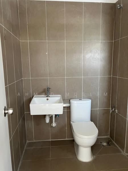 Terraced House for Sale in Bandar Mahkota Banting (Tanjong Duabelas) - Ahmad Muslim - PropertyGuru.com.my