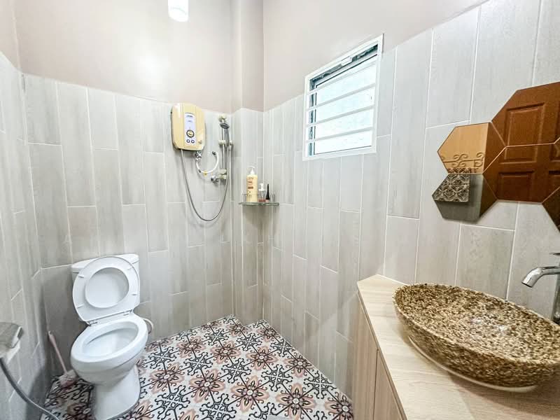 Taman Bukit Utama untuk Untuk Dijual - RM 900,000, Mac 2026 - Bathroom - PropertyGuru.com.my