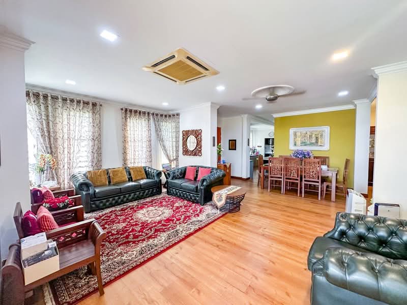 Semi-Detached House for Sale in Bandar Tasik Kesuma (Beranang) - Ahmad Ikhwan Arif - Living Room - PropertyGuru.com.my