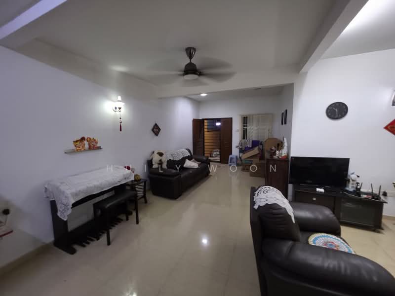 2-storey Terraced House for Sale in Taman Pelangi (Johor Bahru) - Huily Woon - Living Room - PropertyGuru.com.my