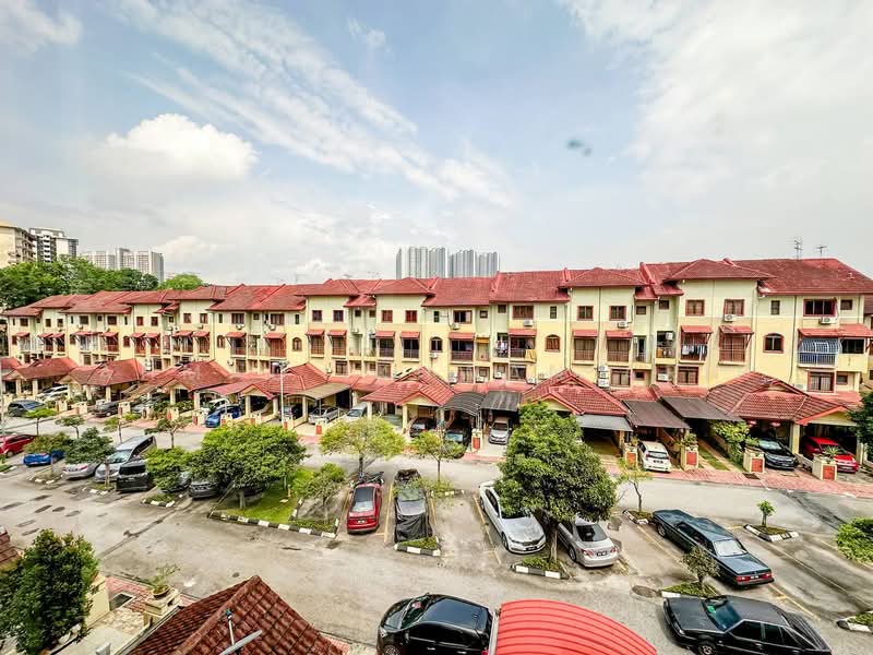Villa Laman Tasik untuk Untuk Dijual - RM 570,000, Mac 2026 - Exterior - PropertyGuru.com.my