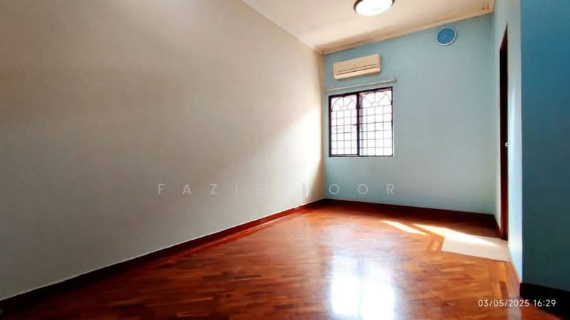 2-storey Terraced House for Sale in Taman Subang Bestari (Sungai Buloh) - Fazie Noor - Interior - PropertyGuru.com.my