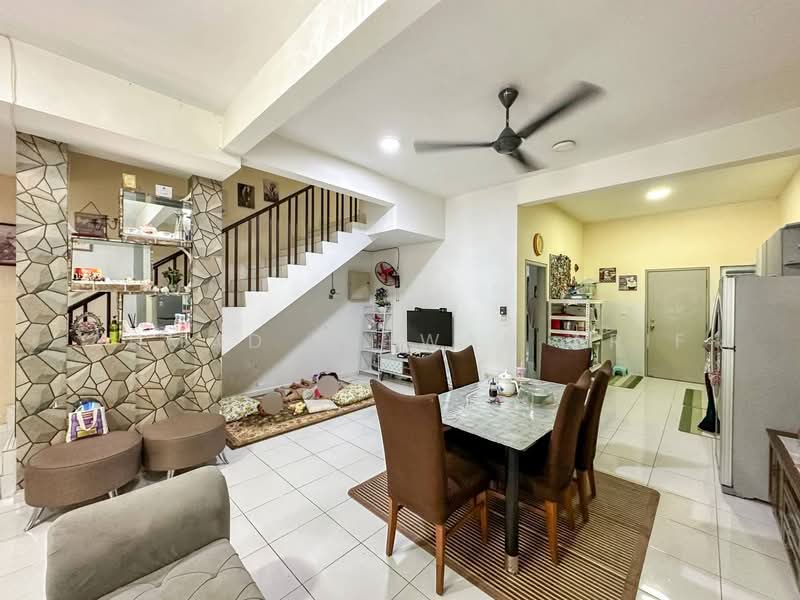 Laman Orkid Nilai Impian untuk Untuk Dijual - RM 495,000, Apr 2026 - Living Room - PropertyGuru.com.my