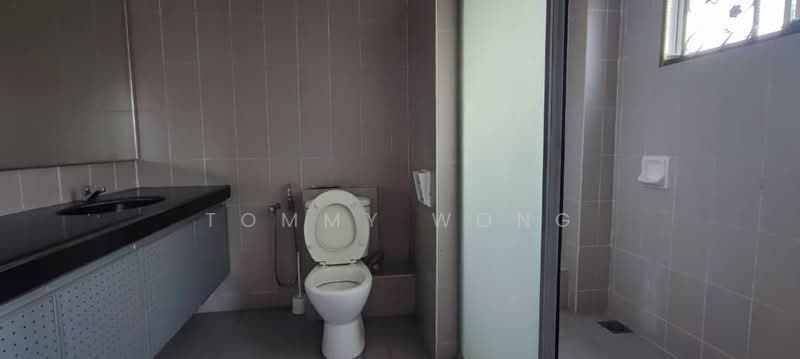 Terraced House for Sale in Seri Kembangan (Selangor) - Tommy Wong - Bathroom - PropertyGuru.com.my