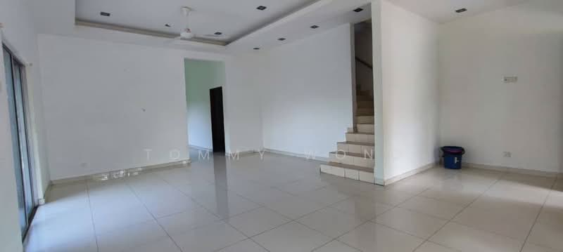 Terraced House for Sale in Seri Kembangan (Selangor) - Tommy Wong - Living Room - PropertyGuru.com.my