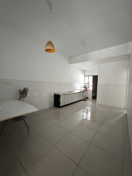 2-storey Terraced House for Sale in Alam Impian (Shah Alam) - Susan Chai Ling Yee - Kitchen - PropertyGuru.com.my