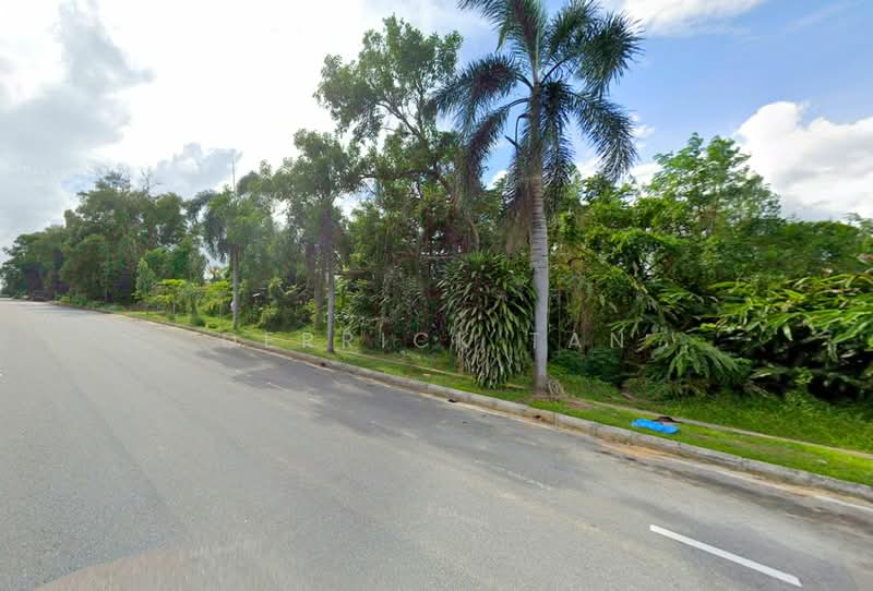 Commercial Land for Sale in Senai (Johor) - Derrick Tan - Exterior - PropertyGuru.com.my