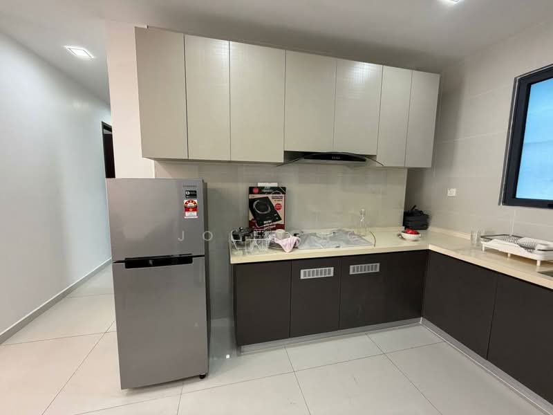 Condominium for Sale at Amberside @ Country Garden Danga Bay - Jolin Ng - Kitchen - PropertyGuru.com.my