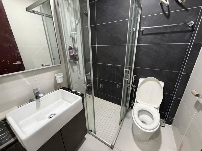 Condominium for Sale at Amberside @ Country Garden Danga Bay - Jolin Ng - Bathroom - PropertyGuru.com.my