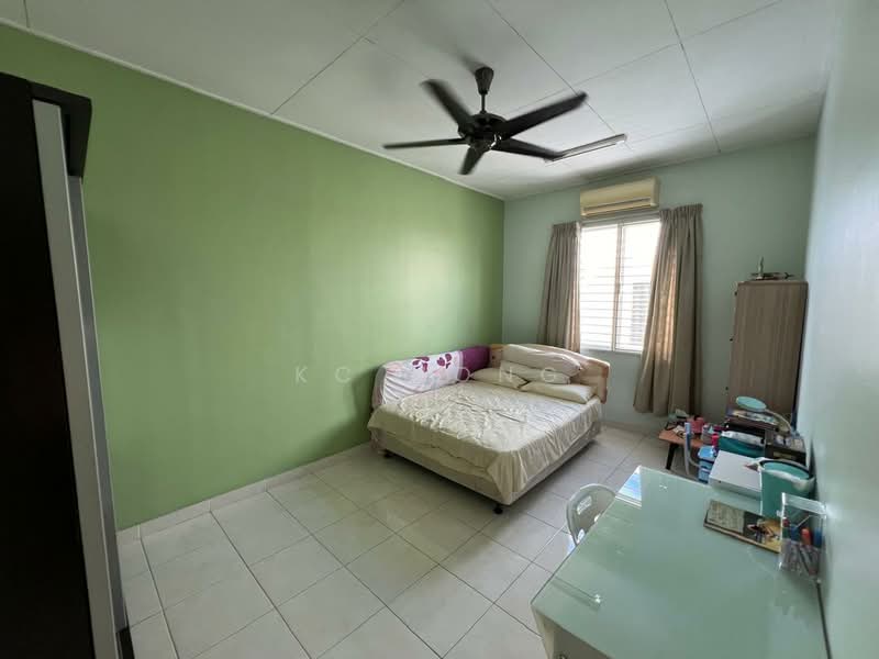 2-storey Terraced House for Sale in Setia Indah (Setia Alam) - KC Hong - Bedroom - PropertyGuru.com.my