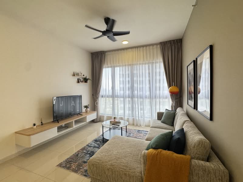 Servis Apartment untuk Dijual di Sunway Belfield - Jacquin Tan - Living Room - PropertyGuru.com.my