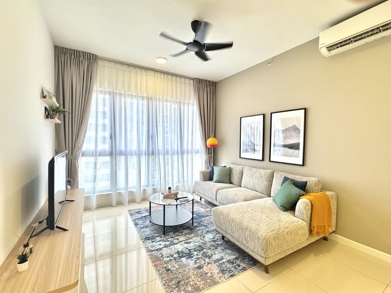 Servis Apartment untuk Dijual di Sunway Belfield - Jacquin Tan - Living Room - PropertyGuru.com.my
