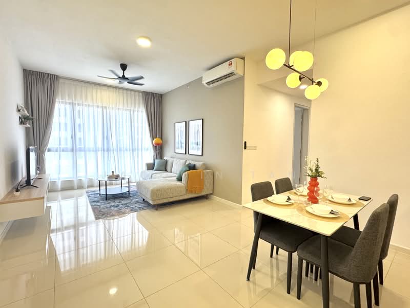 Servis Apartment untuk Dijual di Sunway Belfield - Jacquin Tan - Living Room - PropertyGuru.com.my