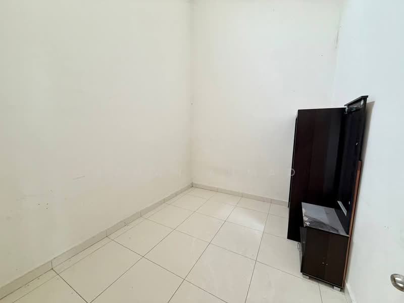 Semi-Detached House for Sale in Telok Panglima Garang (Selangor) - Azman Ahmad - PropertyGuru.com.my